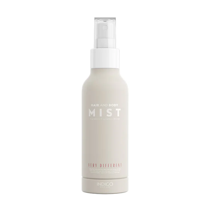 Very Different dišeča meglica - Body Mist 150ml